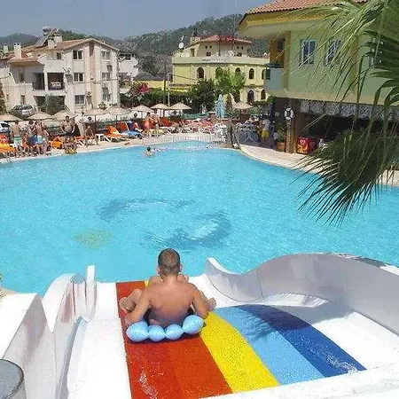 Hotel Akasya 4*
