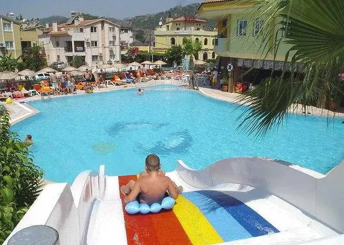Hotel Akasya 4*
